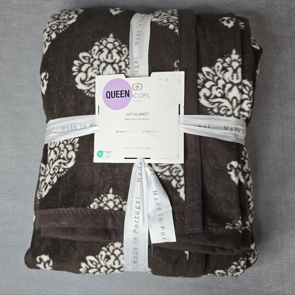 DOCOFIL Queen Soft Blanket‎ Brown White Damask/Medallion Portugal NWT